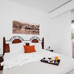 Samaras Hotel 3*