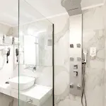 Samaras Hotel