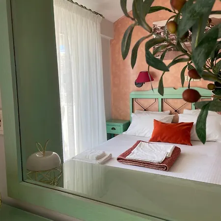 Samaras Hotel