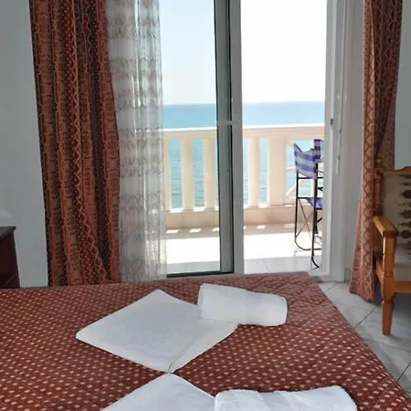 Samaras Hotel 3*