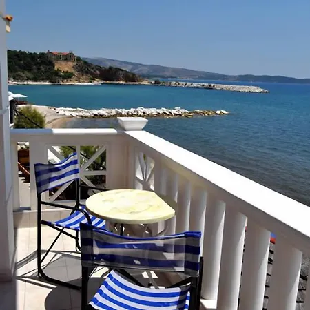 Hotel Samaras 3*